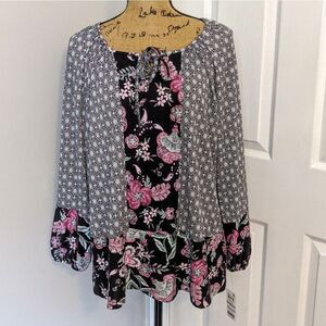NWT floral blouse